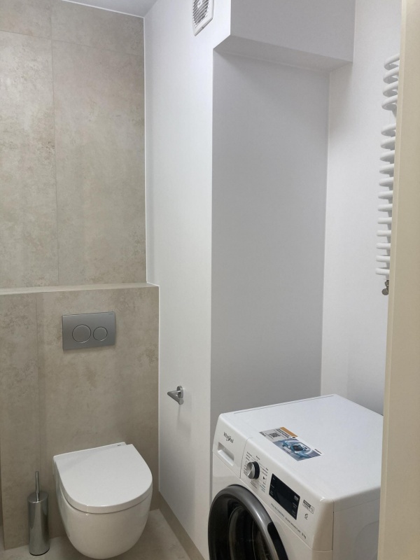 Kawalerka z niskim czynszem, klimatyzacja, balkon. - 3