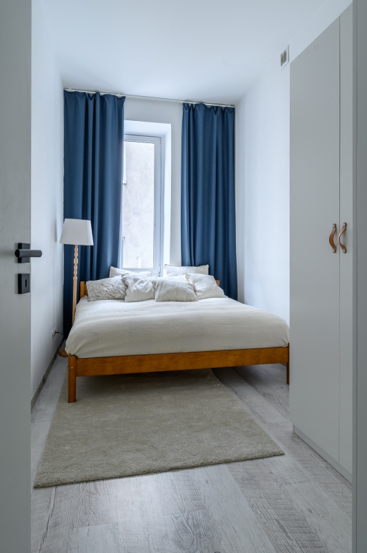 Przestronne mieszkanie z widokiem na ul. Piotrkowską - 8