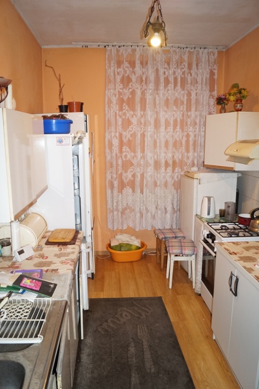 Syndyk sprzeda udział 1/2 w nieruchomości lokalowej - ul. Szkolna 2, Żmigród - 75% - 4