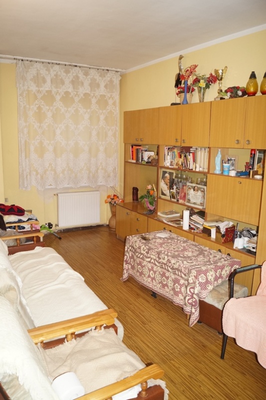 Syndyk sprzeda udział 1/2 w nieruchomości lokalowej - ul. Szkolna 2, Żmigród - 75% - 6