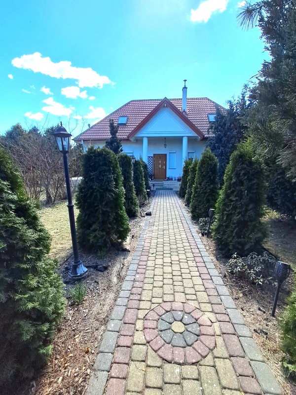 Sprzedam dom przy Kampinosie - 1