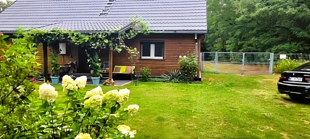 Siedlisko w doskonałym miejscu, budynki gospodrcze i grunty orne - 0