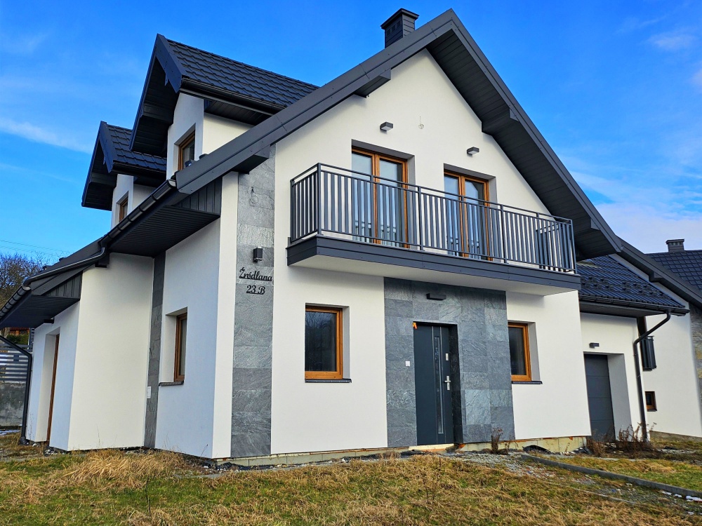 Dom nowy, Krynica -Zdrój, zbocze Góry Parkowej - 0