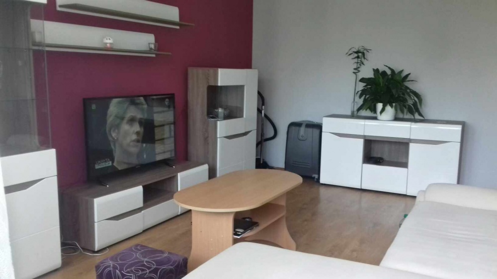 BEZ POŚREDNIKÓW SPRZEDAM Mieszkanie 44,15m 2 pokoje - 1