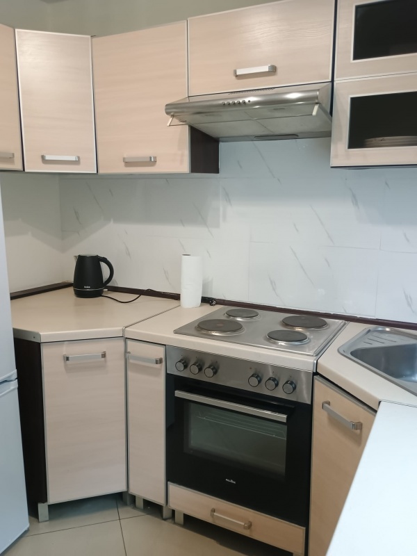 3 pokojowe w centrum z oddzielną kuchnią. - 6