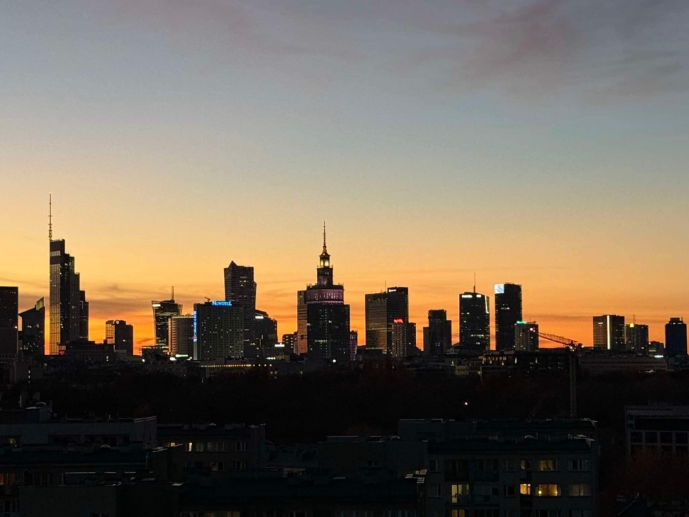 Apartament z fenomenalnym widokiem na panoramę bezpośrednio nad Wisłą - 1