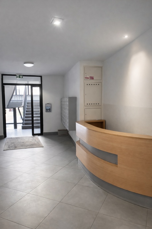 Apartament z fenomenalnym widokiem na panoramę bezpośrednio nad Wisłą - 18