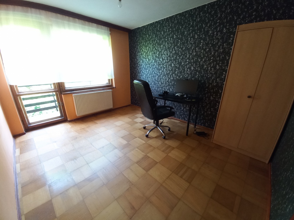 Przestrzenny dom w centrum Żywca z widokiem na góry - 8