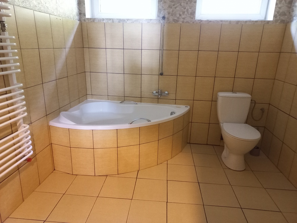 Przestrzenny dom w centrum Żywca z widokiem na góry - 14