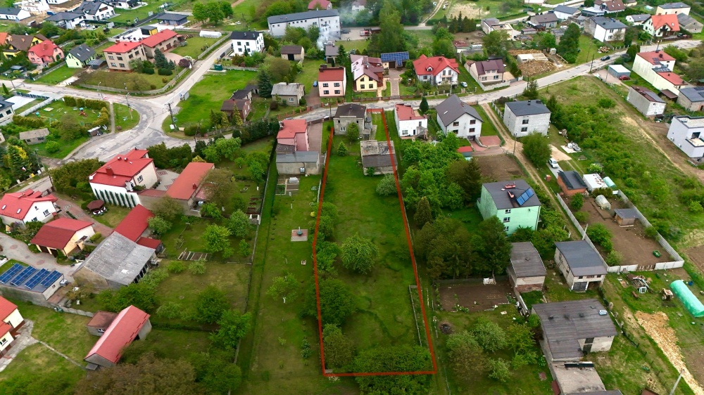 Dom do gruntownego remontu na bardzo dużej działce  - 2