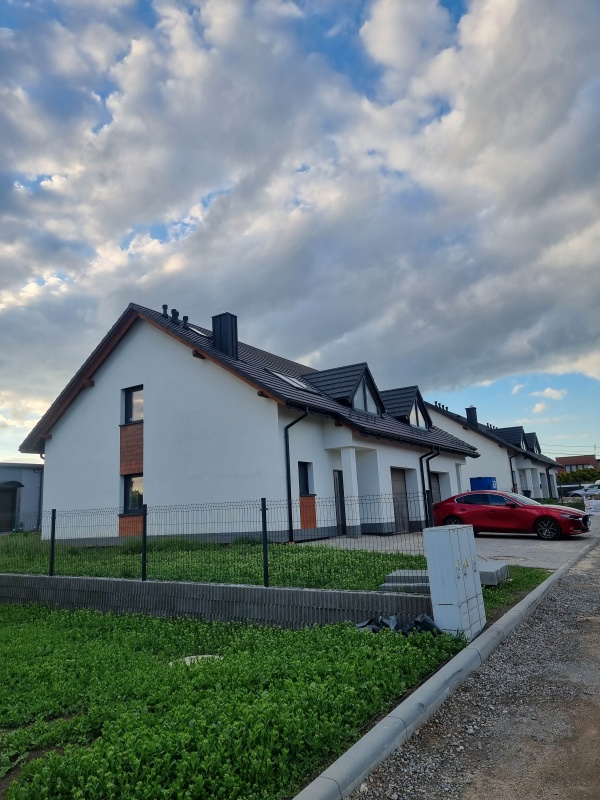 Nowoczesne domy bliźniacze w Gierałtowicach | 134 m² | Garaż | Duże działki - 1