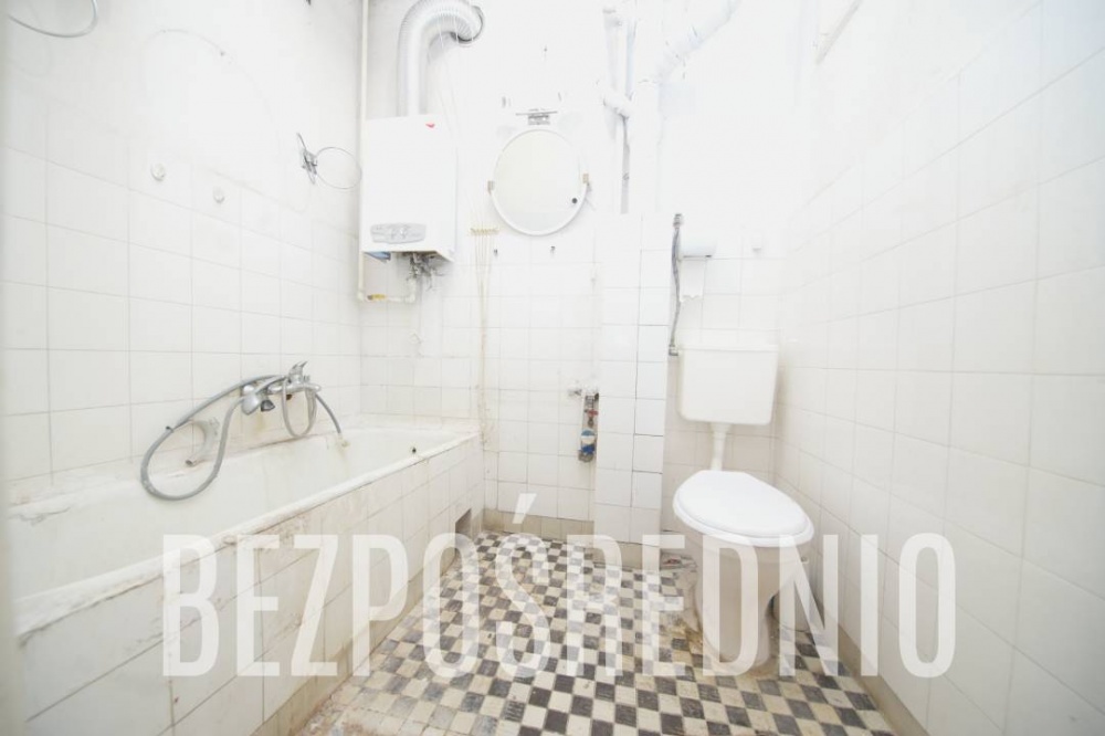 Centrum, obok Plazy, możliwe 3 pokoje, 47m2, Śródmieście, ul.Chopina, wysoki sufit - 10