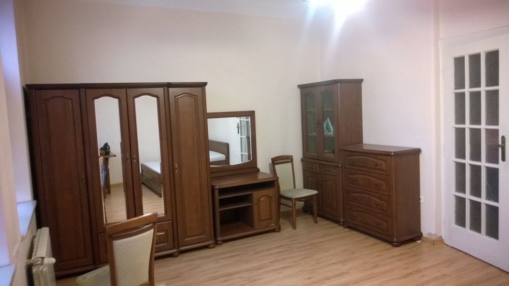  Wynajmę kawalerkę 37m2 blisko centrum, umeblowane. - 2