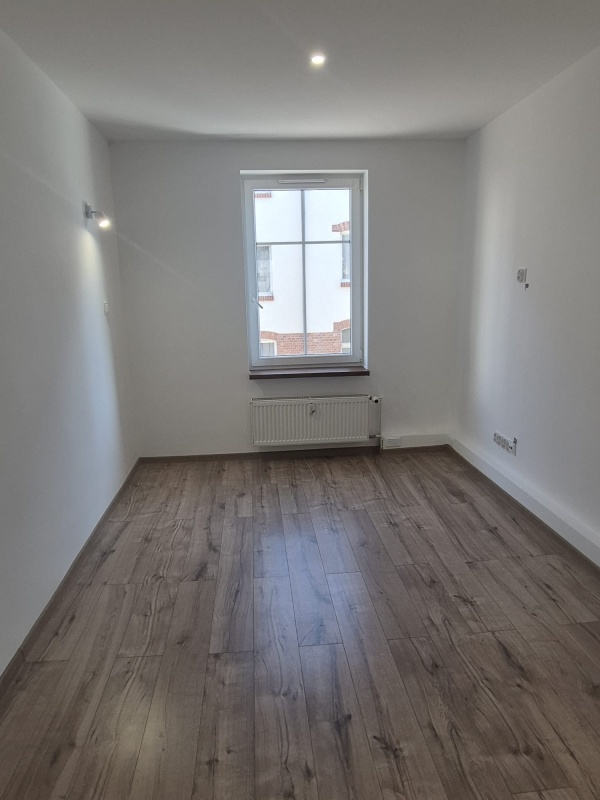Mieszkanie 2 pokoje 43,3 m2 po remoncie, parking – Katowice Zawodzie - 2