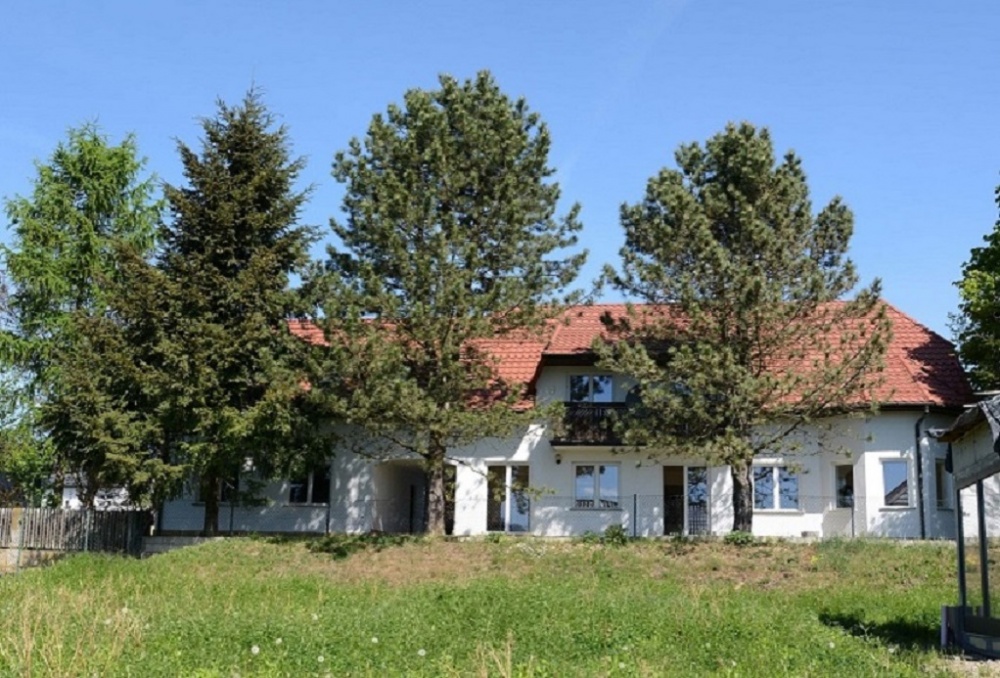 Wygodny dom sprzedam Nowy Sącz - 0