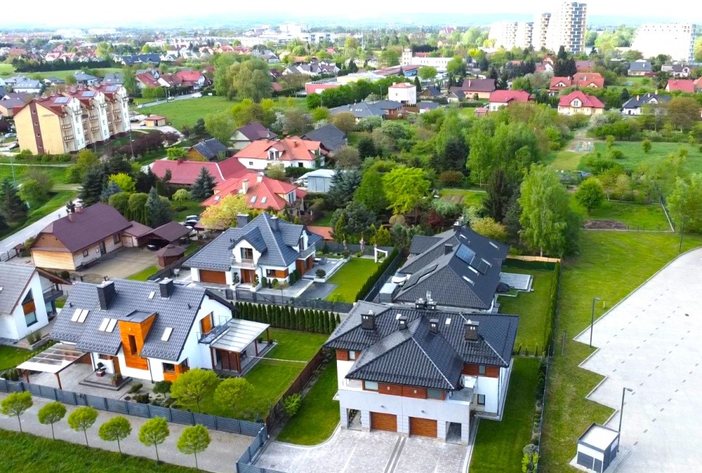 Ogród, garaż, fotowoltaika|6 min do śródmieścia | Wprowadź się od razu - 1
