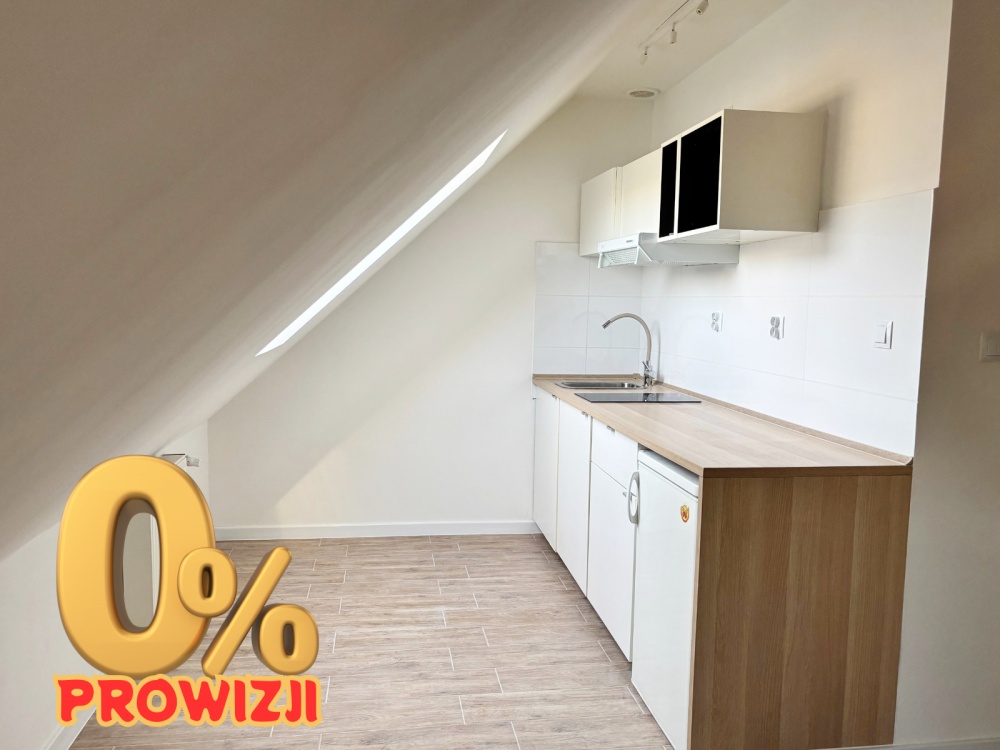 Kawalerka w centrum Bytomia OGRZEWANIE GRATIS - 0