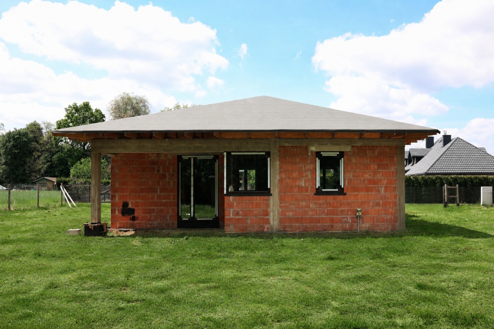 DOM PARTEROWY 110,89 m² | DZIAŁKA 1099 m² | Grotniki | SSZ - 1