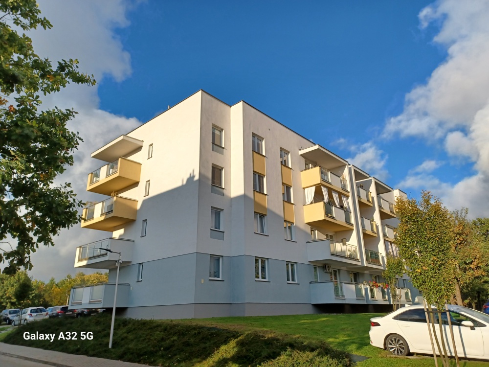 DUŻY APARTAMENT Z MOŻLIWOŚCIĄ ROZDZIELENIA+HALA GARAŻOWA 30m2 + 2 TARASY - 8