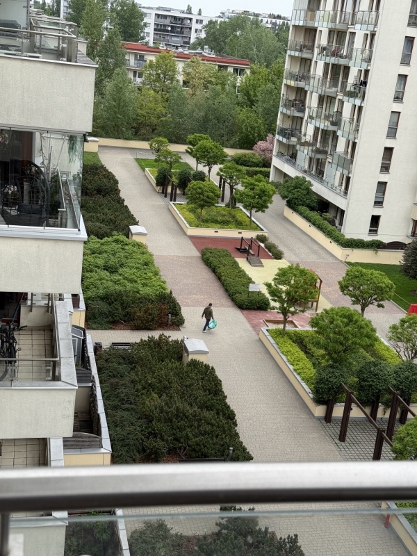 Miejsce postojowe w cenie / Metro M2  - 13
