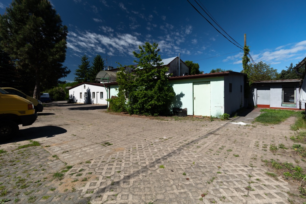 2 duże mieszkania+budynek Produkcyjny/działka 4535m2 - 6