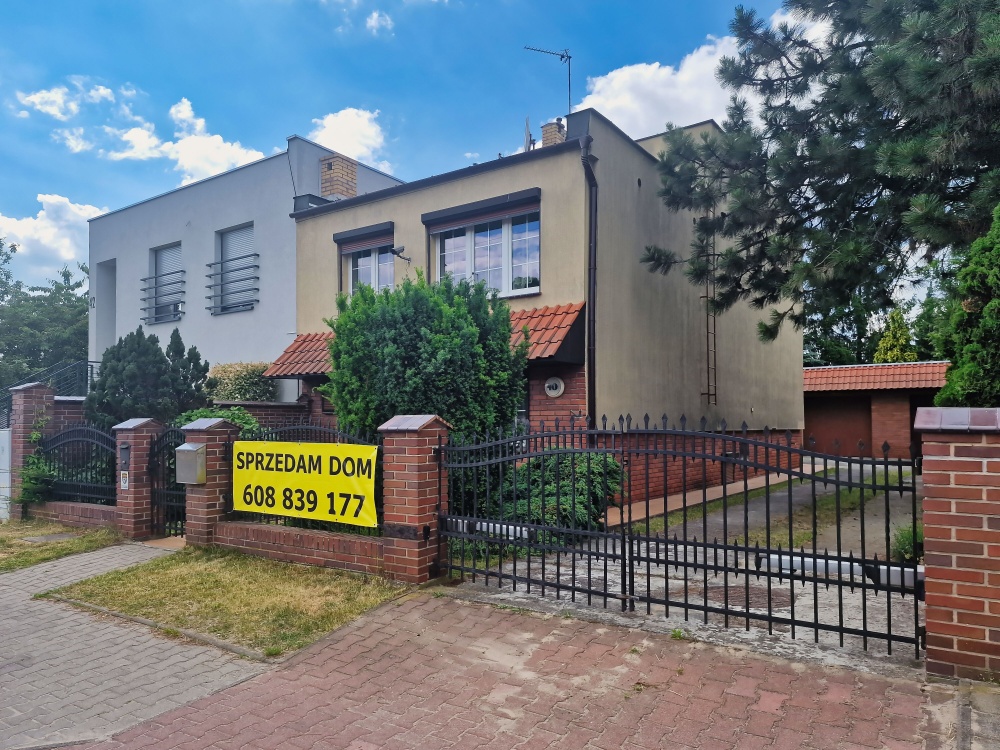 Przestronny bliźniak z ogrodem, tarasem i garażem. pow: 220 m² - 0