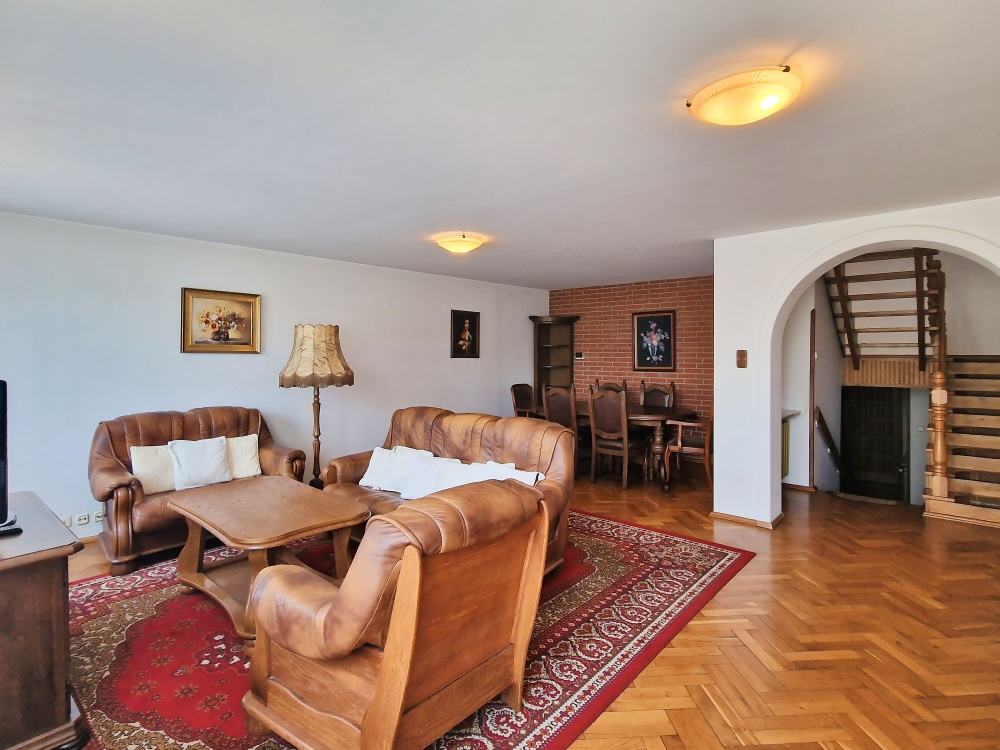 Przestronny bliźniak z ogrodem, tarasem i garażem. pow: 220 m² - 6