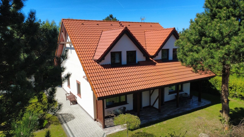 Dom jednorodzinny murowany (4 apartamenty) nad morzem - Sarbinowo k/ Mielna  - 0