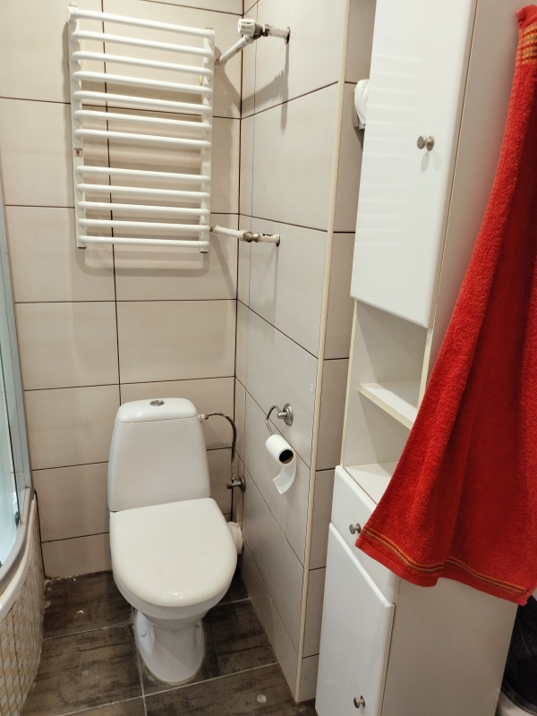 Duże i jasne. Mieszkanie 4 pokoje , kuchnia, łazienka,  - 17