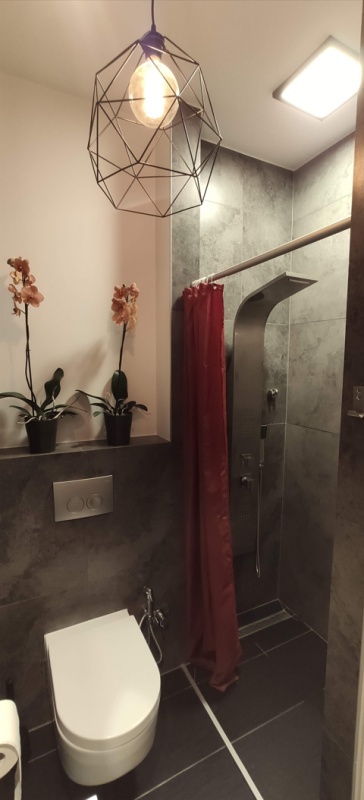 Piękny apartament z dużym tarasem i ogrodem na 3cim piętrze - 10