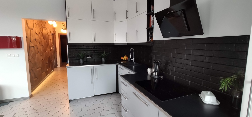 Piękny apartament z dużym tarasem i ogrodem na 3cim piętrze - 6