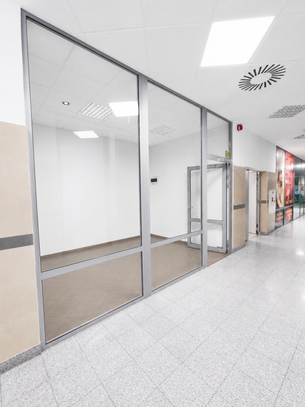 Lokal usługowo-handlowy 11,5 m² – Galeria Wiatraczna - 0