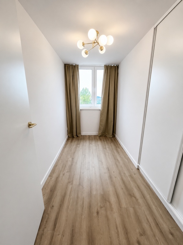 Mieszkanie świeżo po remoncie 2 pok. z widokiem BEZPOŚREDNIO idealny apartament na start lub inwestycyjne meble na wymiar - 4