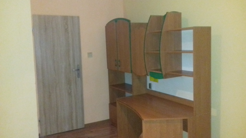 Sprzedam M-3 w centrum Myszkowa, 2 piętro - 260 tys - 5