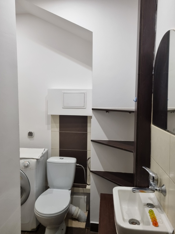 Bezpośrednio, przy Manufakturze, 2 pokoje,  z windą, blok z cegły - 2
