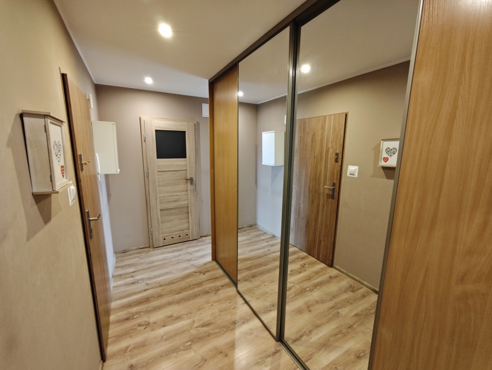 mieszkanie 2 pokoje 50m2 DO WPROWADZENIA szarlej poczta BEZ pośrednikó - 1