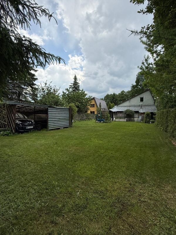 Siedlisko – dom parterowy z poddaszem, murowany, bud. gosp., wiata, 2200 m², pełne media, Rudzienko gm. Dobre - 3