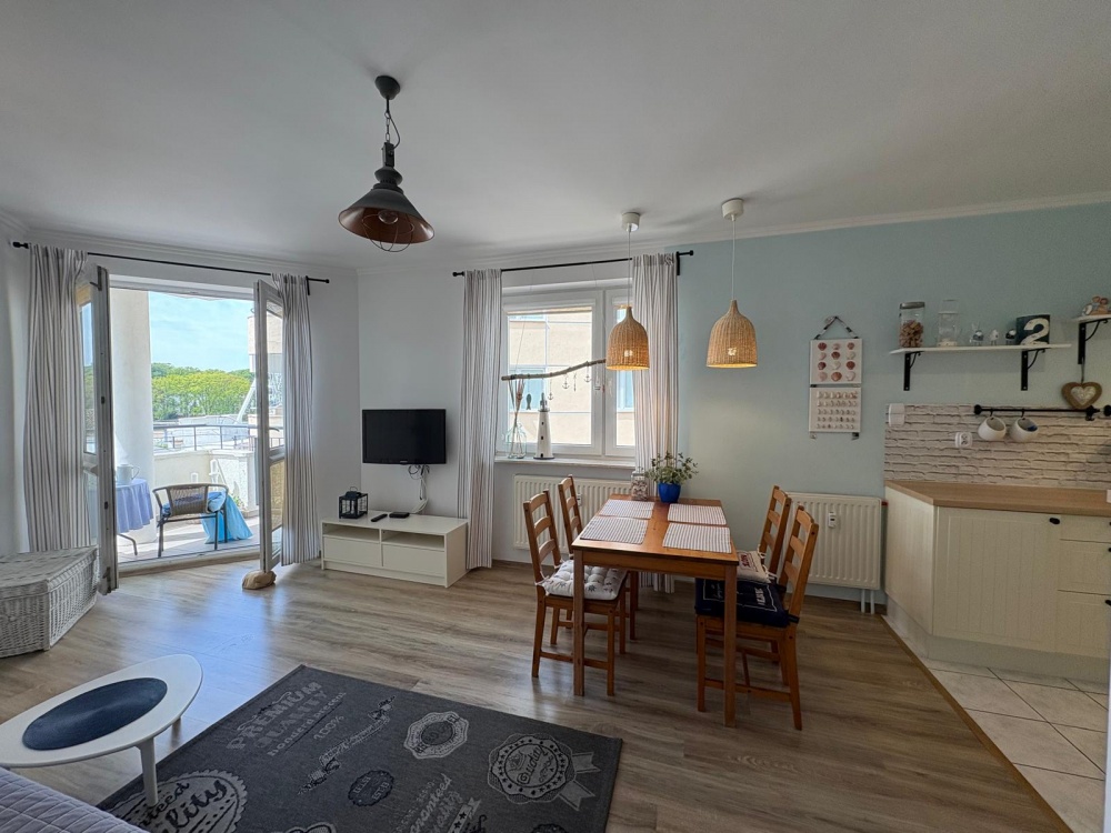 Apartament 100 m od plaży i portu – Kołobrzeg, ul. Towarowa - 1