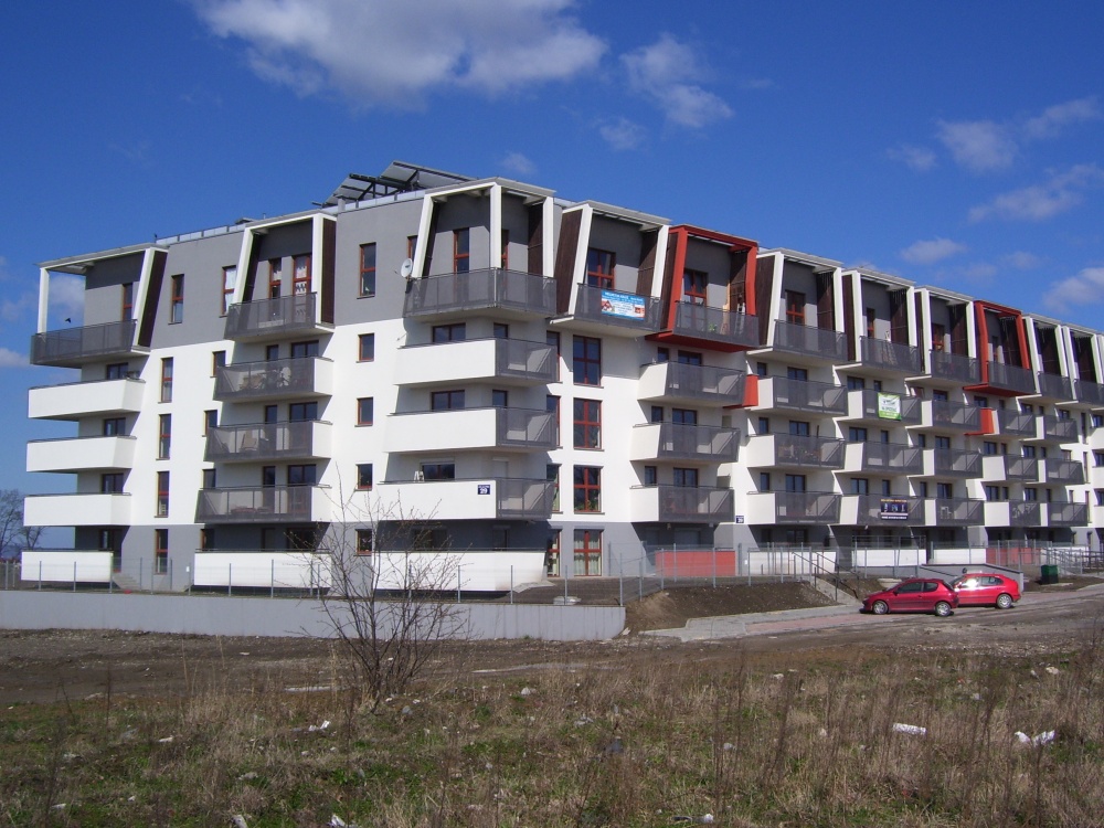 WYNAJMĘ OD ZARAZ NA OKRES ROKU 1 POKÓJ DO SAMODZIELNEGO ZAMIESZKANIA - 3