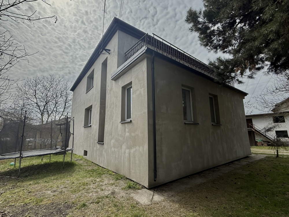 Dom typu kostka po termomodernizacji - Orzesze ul. Stuska - 0