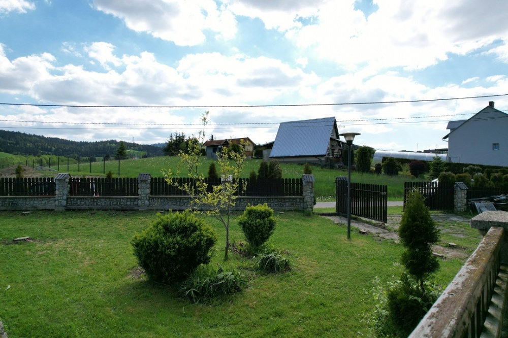 DOM Z SIELSKIMI WIDOKAMI - ŁAPSZE WYŻNE - 2
