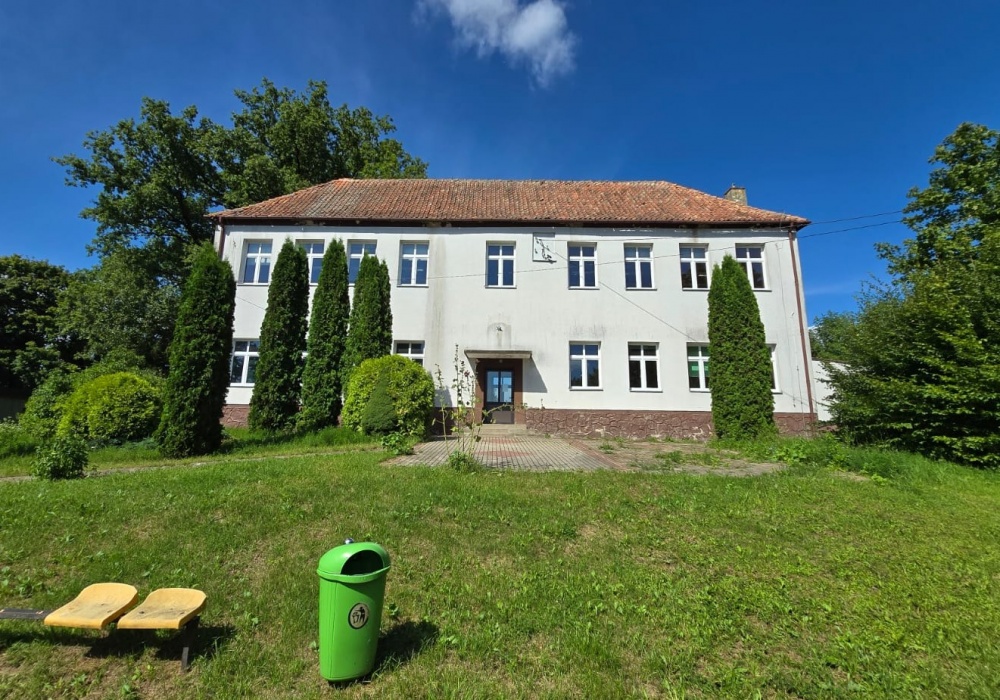 Stara Szkoła na Mazurach - 0