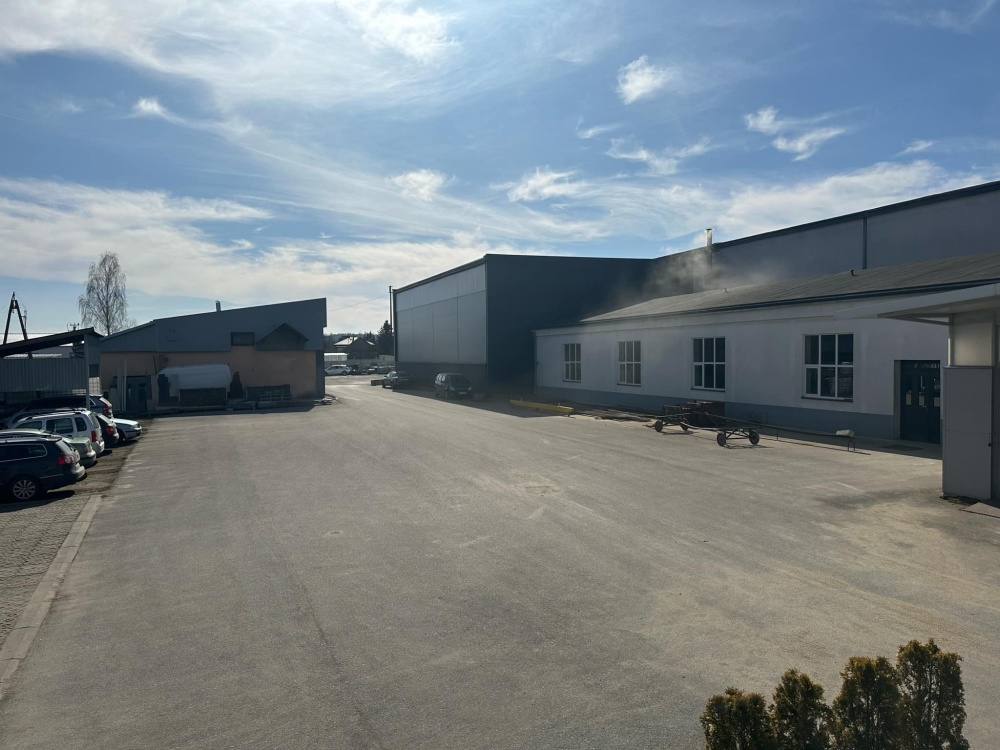 Teren inwestycyjny 2,56 ha z halami produkcyjnymi | Frysztak - 1