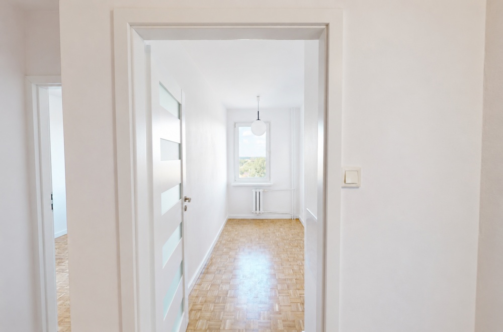 43,8 m² | 3 pokoje | loggia | Stegny | piętro 9 | widok po horyzont - 1
