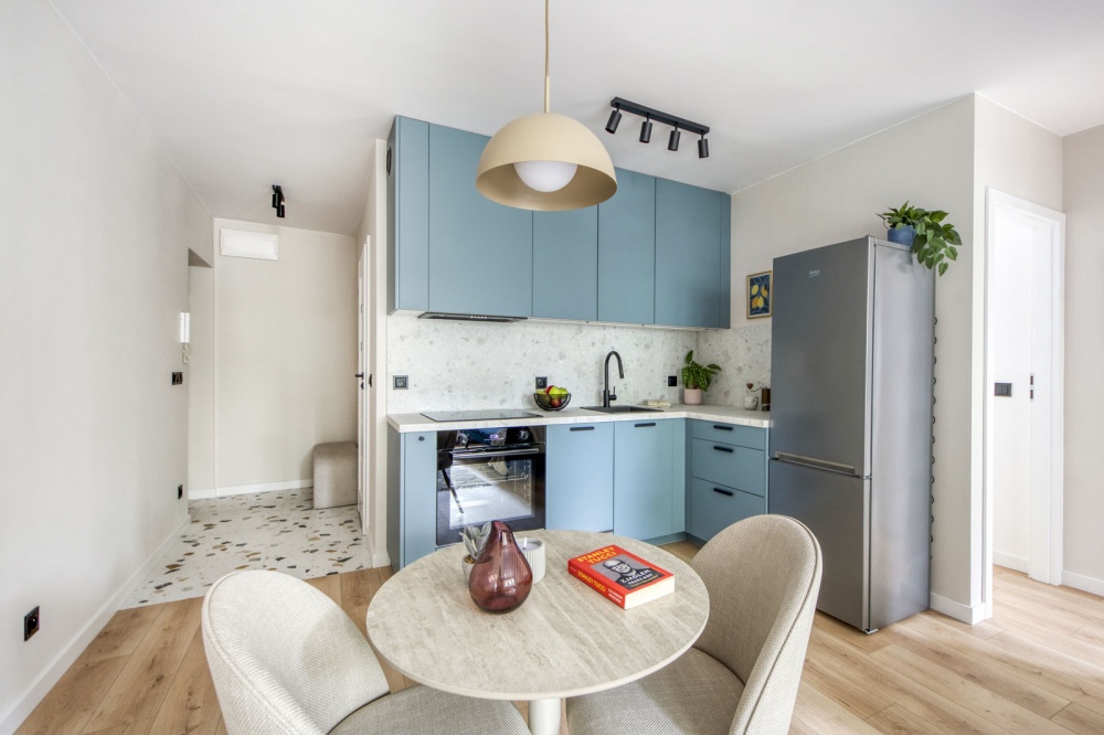 3 pokoje | 47,4 m² | po generalnym remoncie | 2 balkony | duże okna - 5