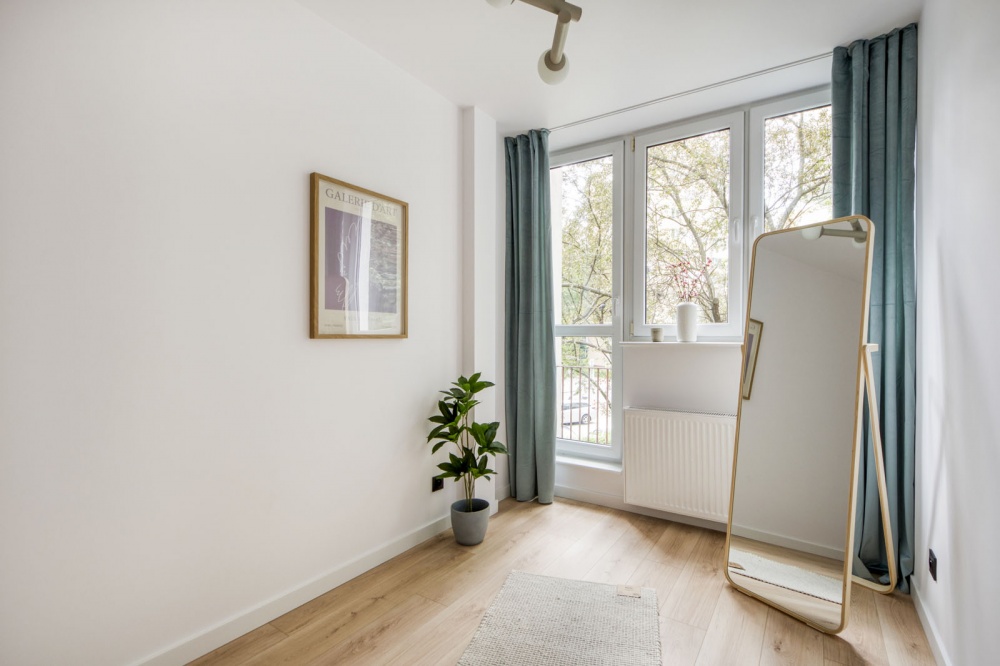 3 pokoje | 47,4 m² | po generalnym remoncie | 2 balkony | duże okna - 11