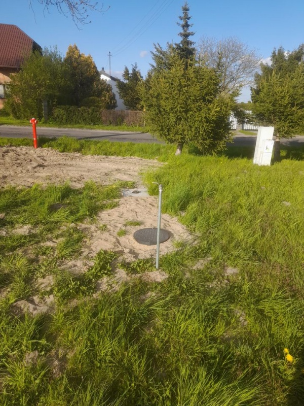 Działka budowlana, prąd, woda, światłowód, asfalt piękny widok na pola las w oddali - 6
