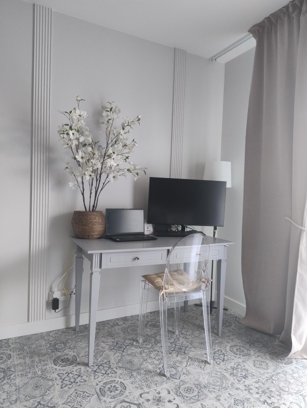 Nowe studio z przestrzenią sypialnianą, wypoczynkową i miejscem do pracy - super dla studenta  - 0