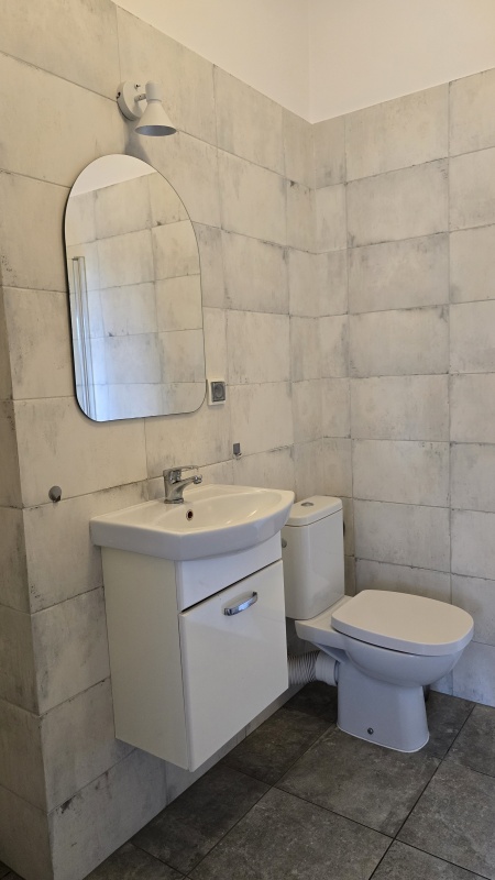Sprzedam 2 pokojowe mieszkanie o powierzchni 48 m² na Oporowie, przy ul. Balzaka, na osiedlu Giardini Verona - 8