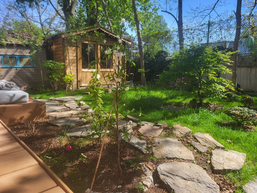 MIESZKANIE NA SPRZEDAŻ | 3 pokoje (54,6m²), wyremontowane, ogród (180m²), garaż - 11